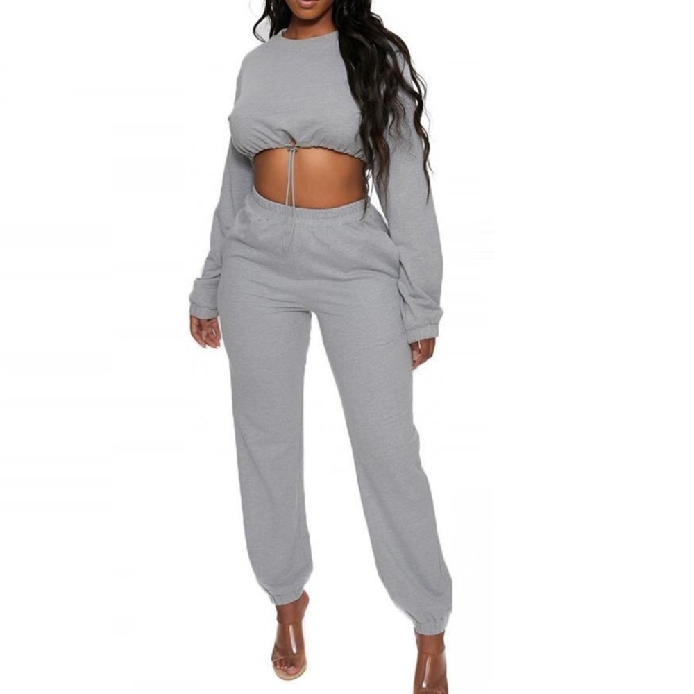 Grey long sleeve crop top jogger set